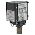 Telemecanique Sensors Pressure Switch, (1) Port, 1/4-18 in FNPT, SPDT, 170 to 5600 psi, Standard Action 9012GFW3
