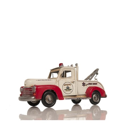 Homeroots Chevrolet Tow Truck Sculpture 401180