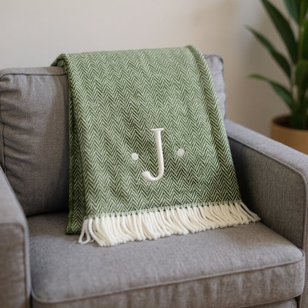 Homeroots 55" X 70" Moss Green And White Herringbone Cotton Blend J Throw Blanket with Tassels And Embroidery 680595