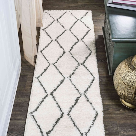 Jonathan Y Catala Moroccan Diamond Shag White/Gray 2 ft. x 10 ft. Runner Rug MOH405A-210