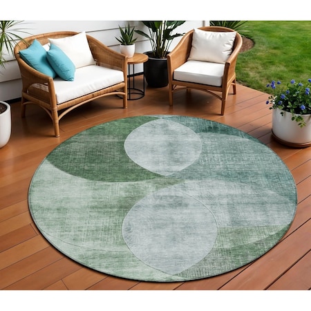 Homeroots 8' Mint Green And Fern Green Round Geometric Washable Indoor Outdoor Area Rug 604943