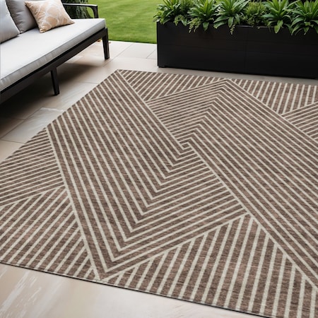 Homeroots 5' X 8' Brown And Ivory Geometric Washable Indoor Outdoor Area Rug 612119