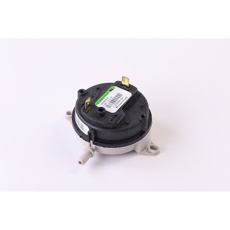 Armstrong Air Spst Pressure Switch .65"Wc R100684-04