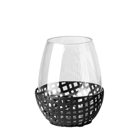 Homeroots 8" Black Woven Metal And Glass Tabletop Hurricane Candle Holder 608406