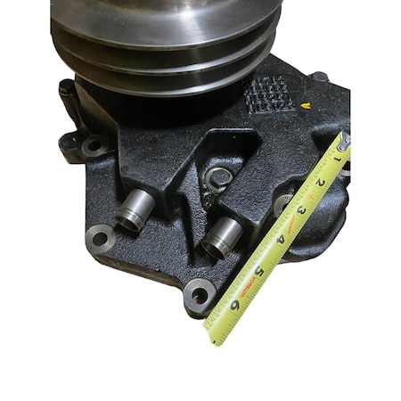John Deere WATER PUMP, JOHN DEERE OEM RE30270 RE30270
