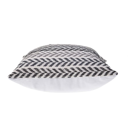 Homeroots Set of Four 18" X 18" Black Beach Chevron Cotton Zippered Pillow, 4PK 535282