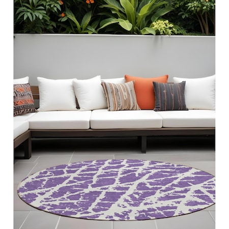 Homeroots 8' Purple And White Round Abstract Washable Indoor Outdoor Area Rug 559312