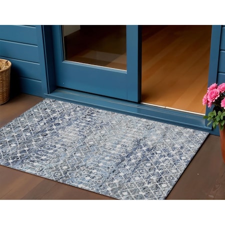 Homeroots 3' X 5' Blue And Silver Argyle Washable Indoor Outdoor Area Rug 615800