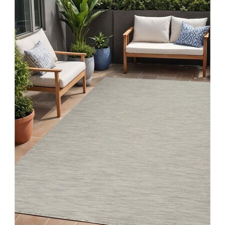 Homeroots 5' X 7' Light Gray Indoor Outdoor Area Rug 522550