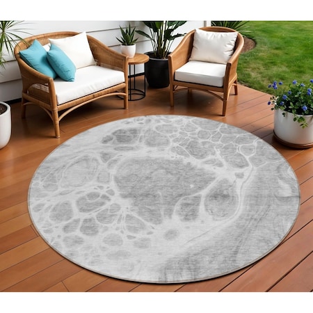 Homeroots 8' Gray Silver And Ivory Round Nautical Washable Indoor Outdoor Area Rug 581505