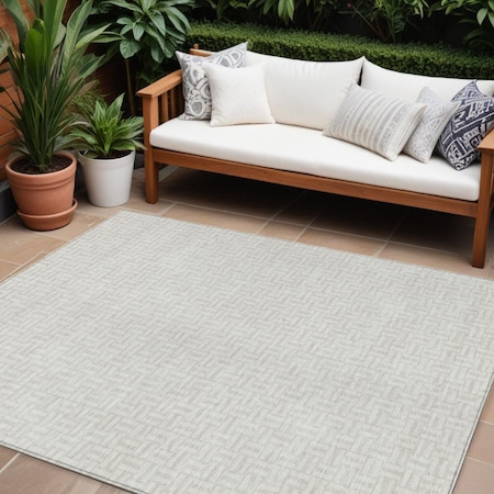 Homeroots 9' X 12' Ivory And Silver Geometric Washable Indoor Outdoor Area Rug 594477