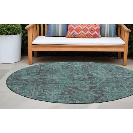 Homeroots 8' Round Turquoise Round Oriental Washable Non Skid Indoor Outdoor Area Rug 563849