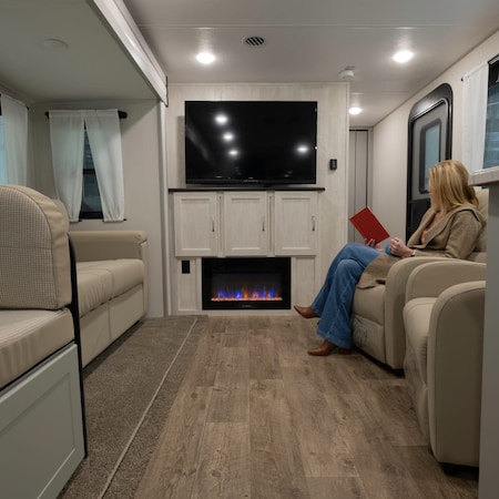 Lippert Water Heater Access Door Frame 2GWHDTR-W