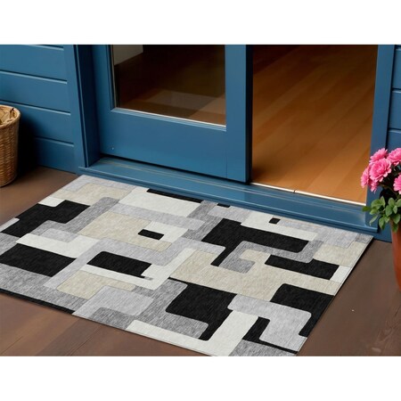 Homeroots 3' X 5' Black Ivory And Beige Geometric Washable Indoor Outdoor Area Rug 613193