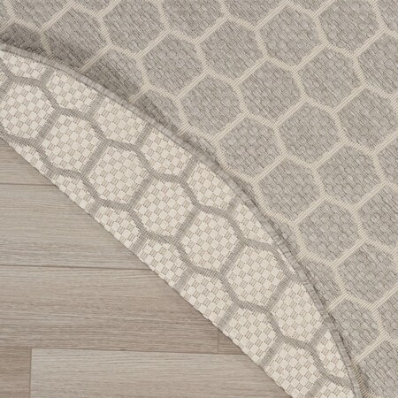 Homeroots 8' Gray And Ivory Geometric Indoor Outdoor Area Rug 556324