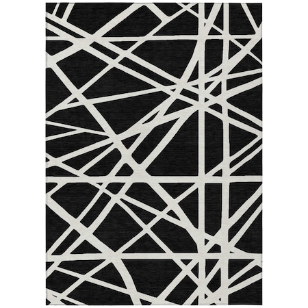 Homeroots 5' X 8' Black And Ivory Geometric Washable Indoor Outdoor Area Rug 600421