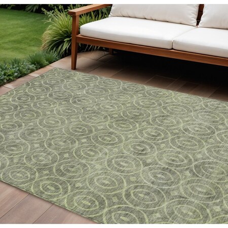 Homeroots 8' X 10' Artichoke Green Geometric Washable Indoor Outdoor Area Rug 607467