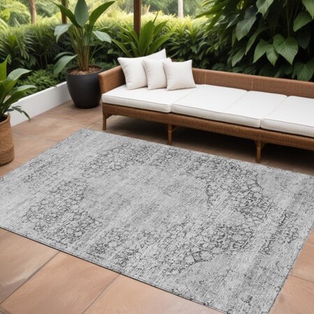 Homeroots 8' X 10' Gray And Ivory Oriental Washable Indoor Outdoor Area Rug 605118
