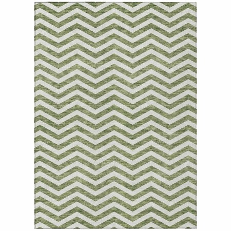 Homeroots 5' X 8' Green And Ivory Chevron Washable Indoor Outdoor Area Rug 595308