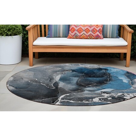 Homeroots 8' Round Ivory Blue and Gray Round Abstract Washable Non Skid Indoor Outdoor Area Rug 559429