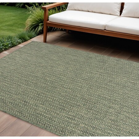 Homeroots 6' X 9' Green Geometric Indoor Outdoor Area Rug 572886