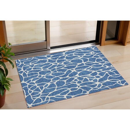 Homeroots 3' X 5' Blue And Ivory Geometric Washable Indoor Outdoor Area Rug 599262
