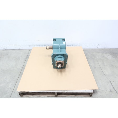 Dodge Industrial QUANTIS RIGHT ANGLE GEAR REDUCER 8.89HP 82.9:1 BB1083SI100