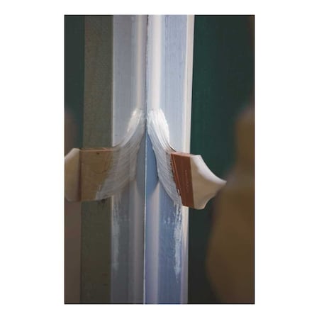 Wooster 2-1/2 in. Pro Nylon/Polyester Angle Sash Brush 0H21410024