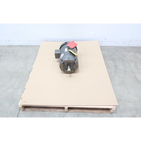 Baldor-Reliance INDUSTRIAL MOTOR 208-230/460V-AC 1725RPM 7.5HP 3PH 213TC CM3710T
