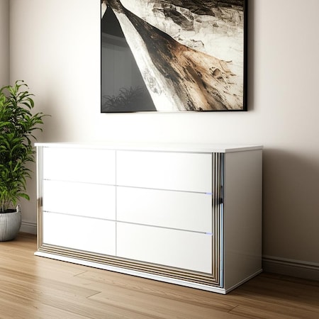 Homeroots 61" White Wood Lighted Six Drawer Double Dresser 564683