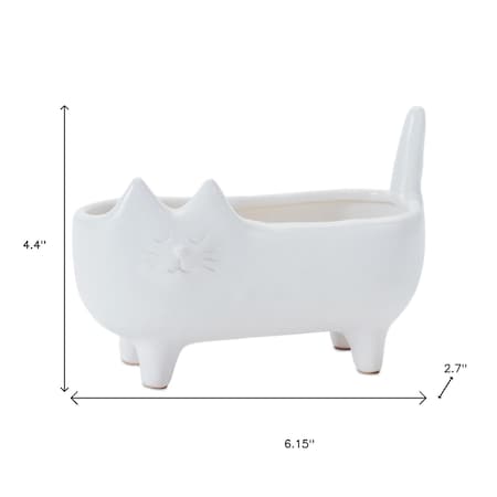 Homeroots Set of Two White Ceramic 1 Ounce Animals Pot Planters 634277