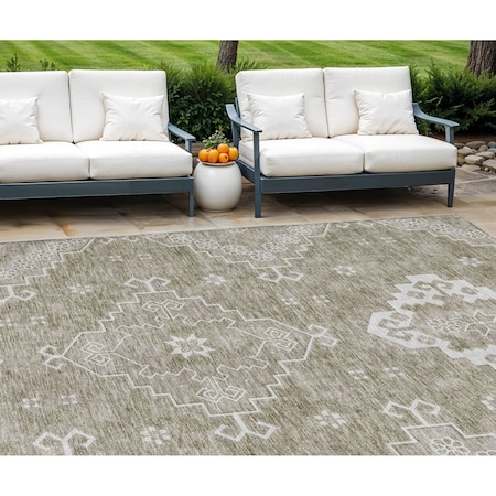 Homeroots 9' X 12' Taupe Beige And Ivory Medallion Washable Indoor Outdoor Area Rug 589054