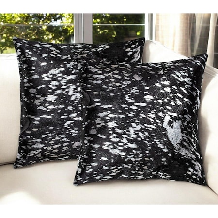 Homeroots Set of Two 18" Black and Silver Abstract Cowhide Throw Pillows with Glitter, 2PK 544641