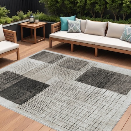 Homeroots 10' X 14' Ivory And Black Geometric Washable Indoor Outdoor Area Rug 631938
