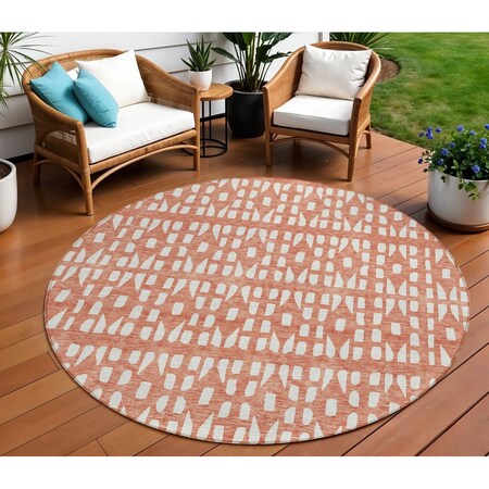 Homeroots 8' Salmon And Ivory Round Geometric Washable Indoor Outdoor Area Rug 613803