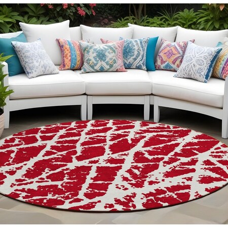Homeroots 8' Round Red and White Round Abstract Washable Non Skid Indoor Outdoor Area Rug 559321