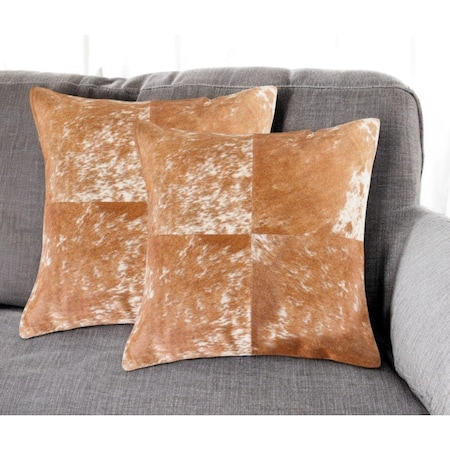 Homeroots Set of Two 18" Brown and White Cowhide Cowhide Throw Pillows, 2PK 544639