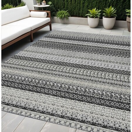 Homeroots 5' X 8' Black Striped Washable Indoor Outdoor Area Rug 576955