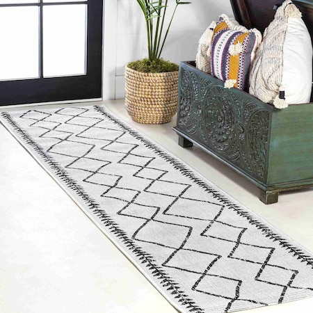 Jonathan Y Derya Tribal Diamond Trellis Ivory/Black 2 ft. x 8 ft. Indoor/Outdoor Runner Rug SMB129D-28