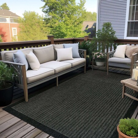 World Rug Gallery Contemporary Bordered Weather Resistant Reversible Indoor/Outdoor Rug 5 ft x 7 ft Black WR111BLACK5X7