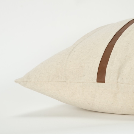 Homeroots 20" Ivory and Brown Cotton Blend 545558