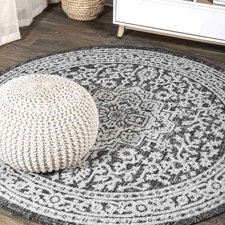 Jonathan Y Sinjuri Medallion Textured Weave Gray/Black 5 ft Round Indoor/Outdoor Area Rug SMB101D-5R