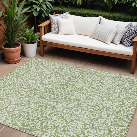 Homeroots 9' X 12' Green And Ivory Damask Washable Indoor Outdoor Area Rug 595143