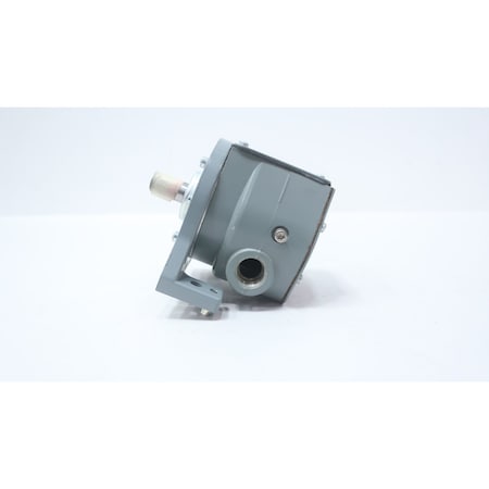 Allen Bradley SPEED SWITCH 50-1000RPM 2000RPM 600V-AC 808-M1
