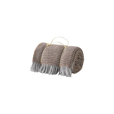 Homeroots 55" X 70" Chocolate And Gray Cotton Blend Woven Checkered Plush Throw Blanket with Fringe 633074