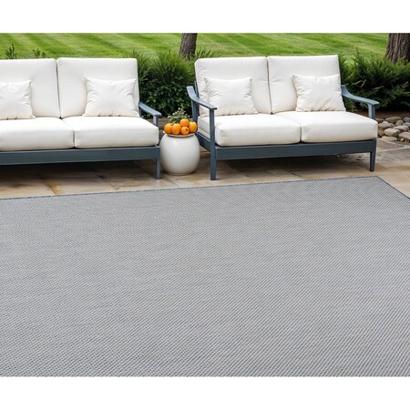 Homeroots 9' X 12' Blue And Ivory Indoor Outdoor Area Rug 521973