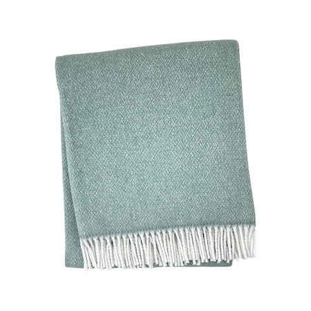 Homeroots 55" X 70" Sage And White Cotton Blend Woven Herringbone Plush Throw Blanket with Fringe 633087