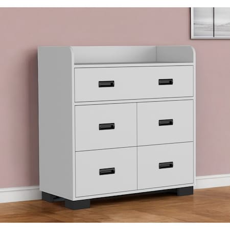 Homeroots 34" White Five Drawer Dresser 544016