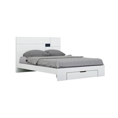 Homeroots Four Piece White Solid Wood Bedroom Set With Mirror 343981