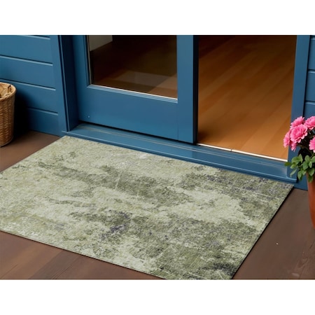 Homeroots 3' X 5' Artichoke Green And Fern Green Abstract Washable Indoor Outdoor Area Rug 609846
